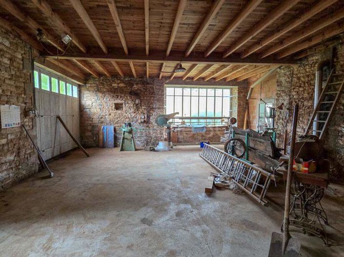 Image No.30-3 Bed House for sale