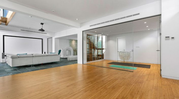 Image No.19-5 Bed House for sale
