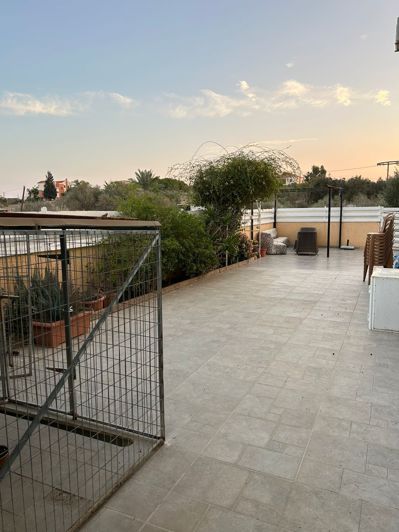 Image No.15-4 Bed House for sale