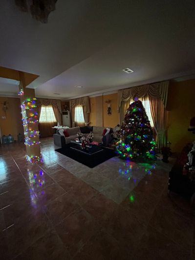 Image No.2-4 Bed House for sale