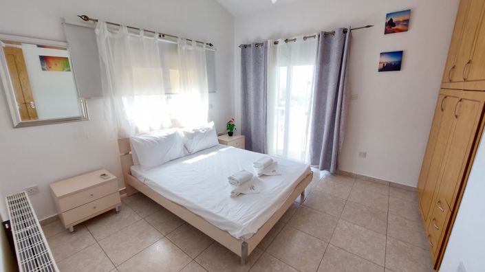 Image No.7-3 Bed House for sale