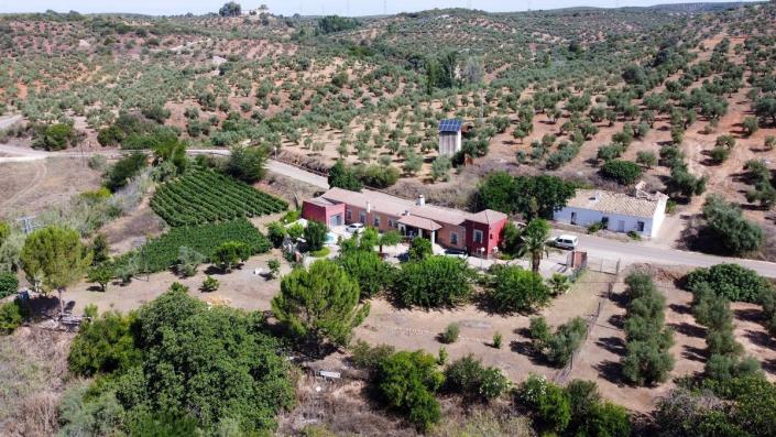 Image No.2-3 Bed Country House for sale