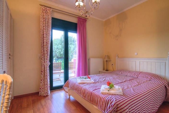 Image No.10-4 Bed Villa for sale