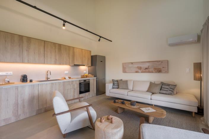 Image No.19-2 Bed Maisonette for sale