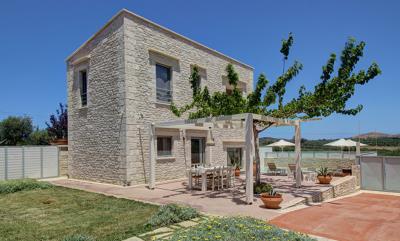 Stone-villa-in-Rethymno-Crete-for-sale--2-