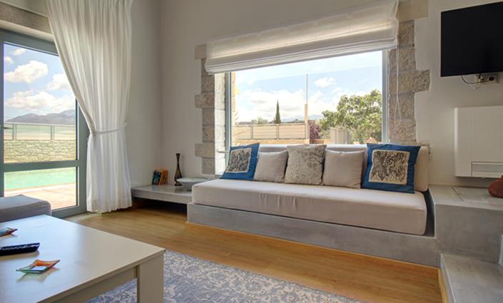 Image No.8-2 Bed Villa for sale