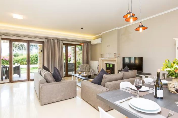 Image No.9-4 Bed Villa for sale