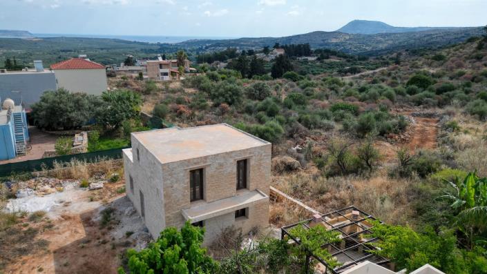 Image No.2-3 Bed Villa for sale