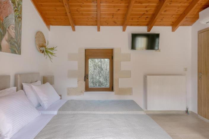 Image No.21-2 Bed Villa for sale