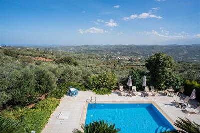 Stone-villa-in-Chania-Crete-for-sale--9-