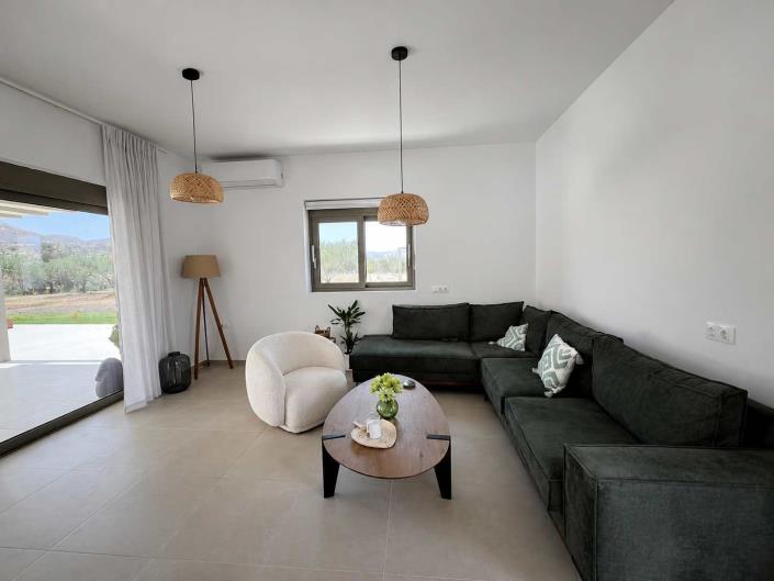 Image No.4-2 Bed Villa for sale