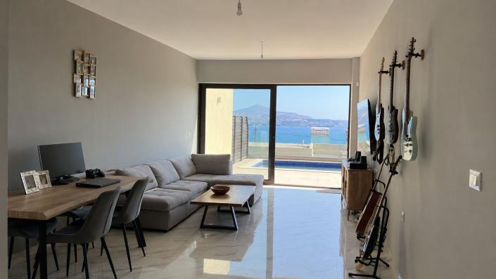 Image No.3-2 Bed House for sale