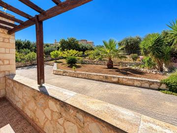 Stone-villa-for-sale-in-chania-crete--3-