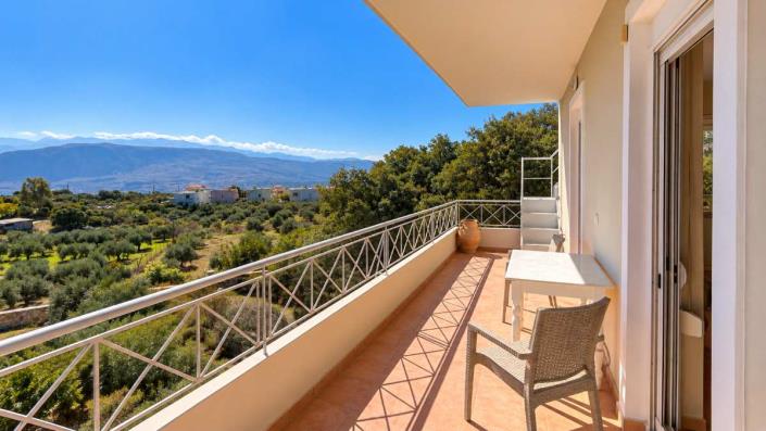 Image No.20-3 Bed House for sale