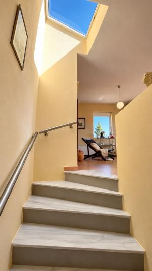 Image No.38-3 Bed House for sale