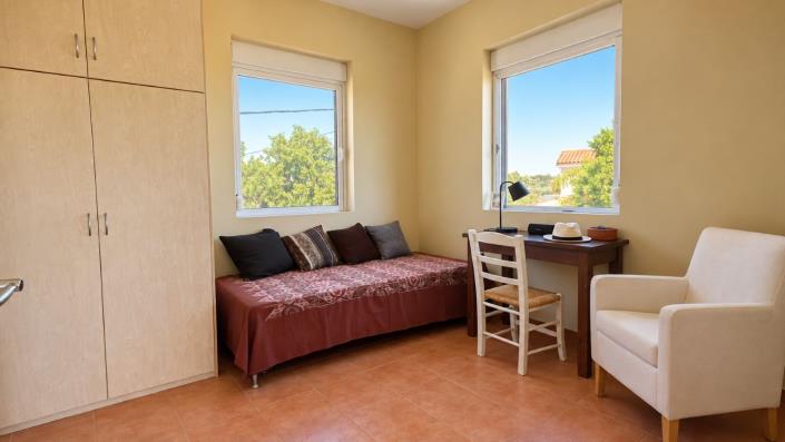 Image No.44-3 Bed House for sale