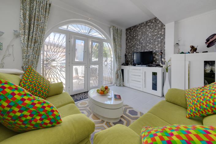 Image No.2-2 Bed Bungalow for sale