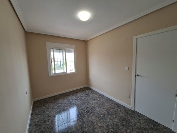 Image No.14-2 Bed Bungalow for sale