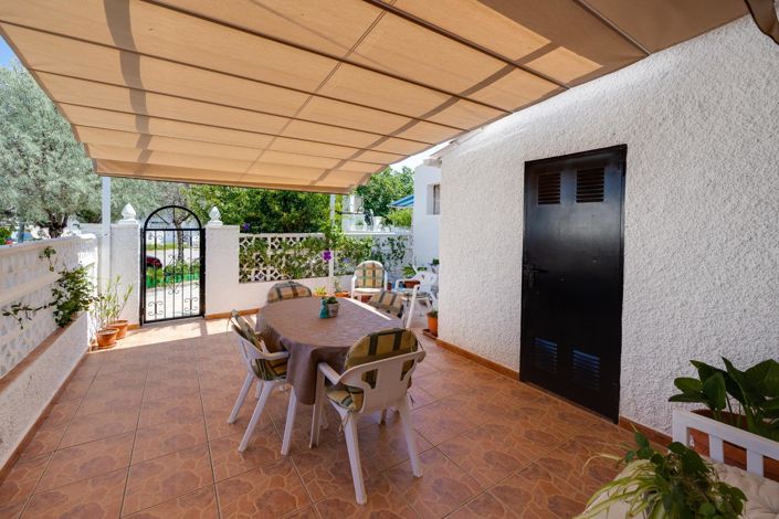 Image No.3-2 Bed House for sale