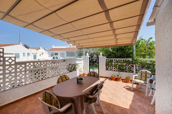 Image No.4-2 Bed House for sale