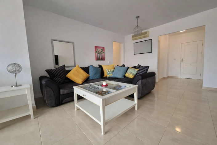 Image No.3-3 Bed Property for sale
