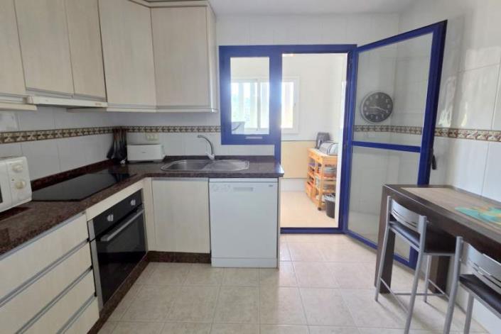 Image No.8-2 Bed Apartment for sale
