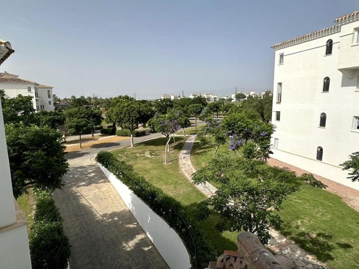 Image No.29-2 Bed Apartment for sale