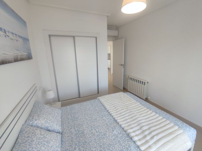 Image No.25-2 Bed Apartment for sale