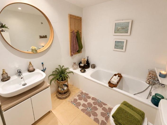 Image No.15-2 Bed Apartment for sale