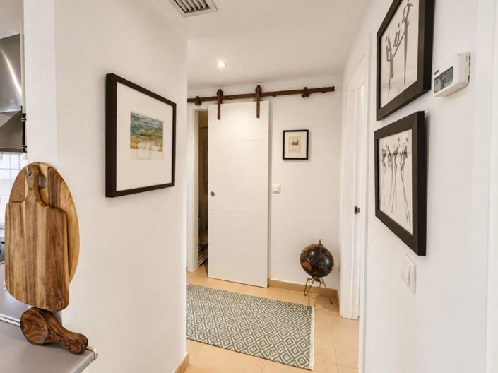 Image No.18-2 Bed Apartment for sale