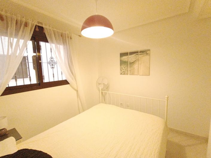 Image No.18-2 Bed Apartment for sale