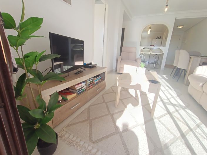 Image No.4-2 Bed Apartment for sale