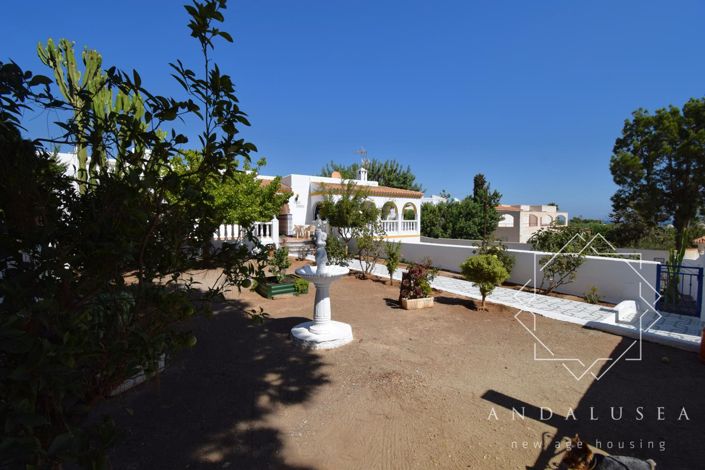 Image No.44-3 Bed Property for sale