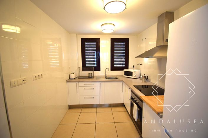 Image No.12-3 Bed Property for sale
