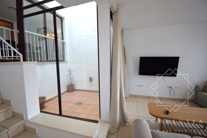 Image No.13-3 Bed Property for sale