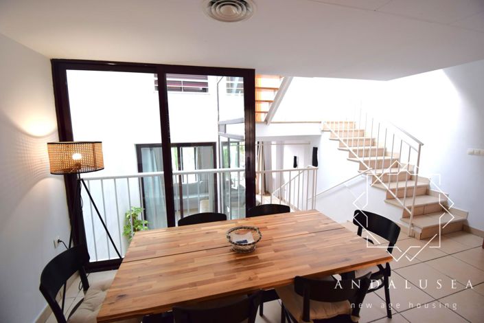 Image No.3-3 Bed Property for sale