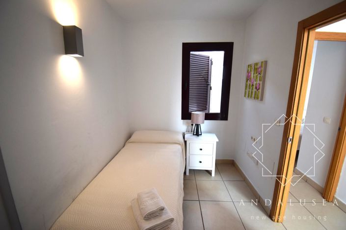 Image No.22-3 Bed Property for sale