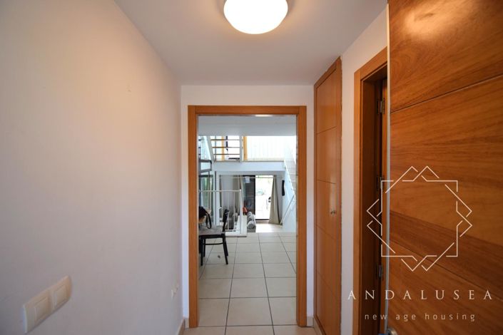 Image No.30-3 Bed Property for sale