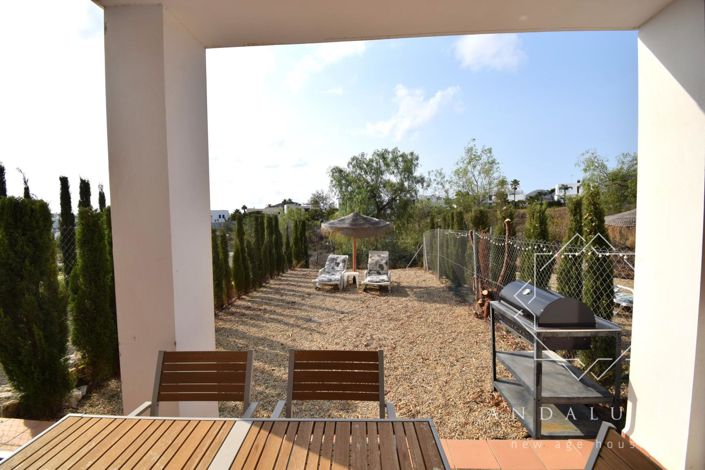 Image No.36-3 Bed Property for sale