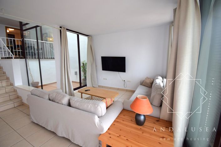 Image No.8-3 Bed Property for sale