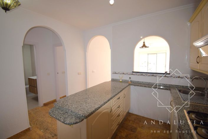 Image No.16-3 Bed Property for sale