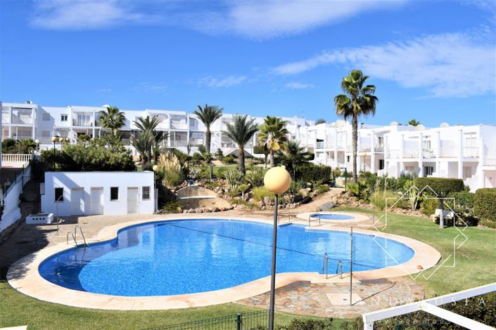 Image No.3-3 Bed Property for sale