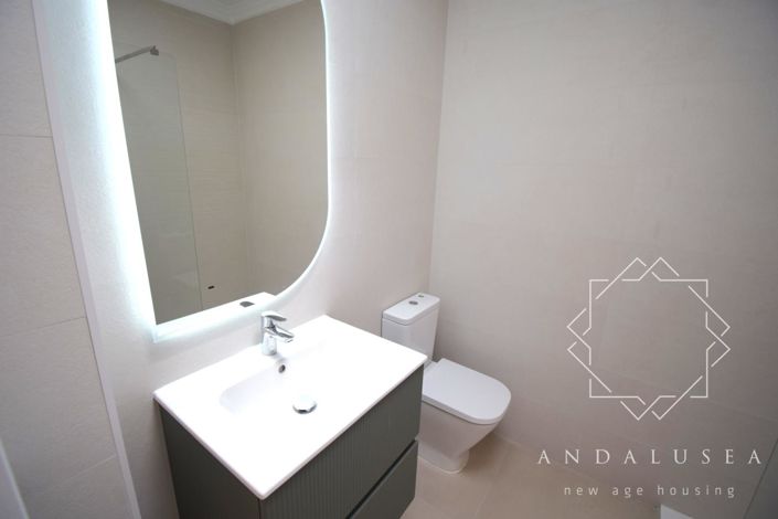 Image No.33-3 Bed Property for sale