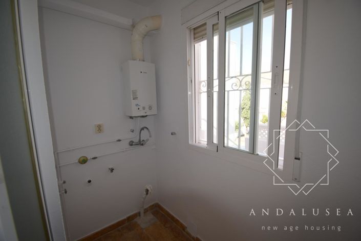 Image No.36-3 Bed Property for sale