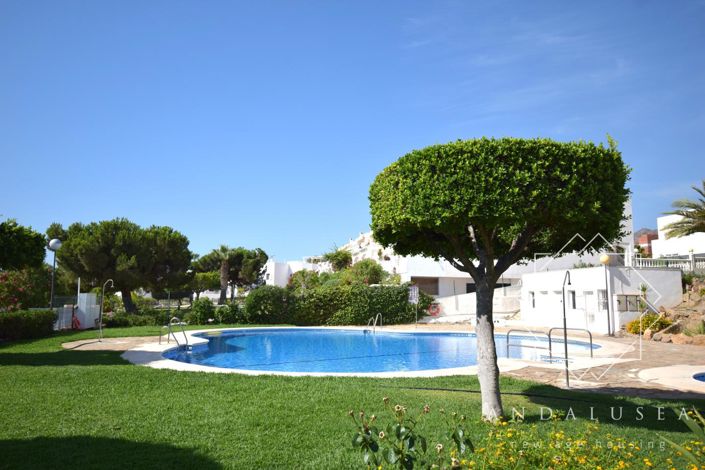 Image No.39-3 Bed Property for sale