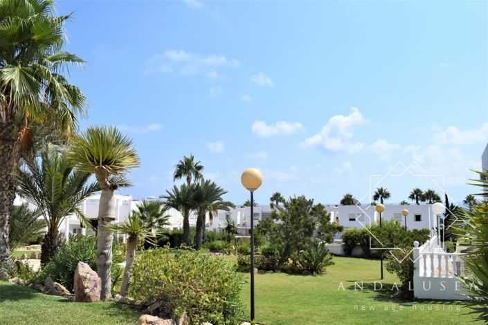 Image No.43-3 Bed Property for sale