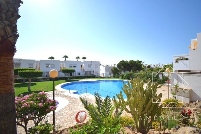 Image No.46-3 Bed Property for sale