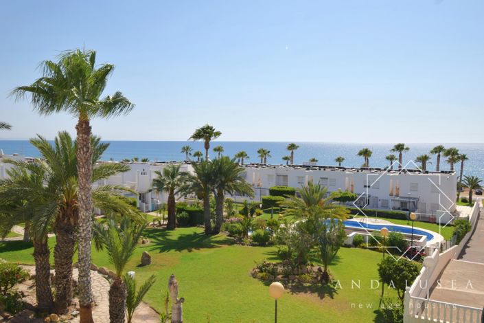 Image No.48-3 Bed Property for sale