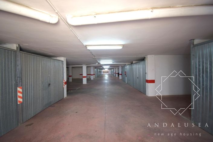 Image No.55-3 Bed Property for sale