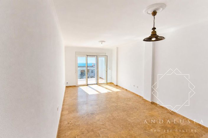 Image No.7-3 Bed Property for sale